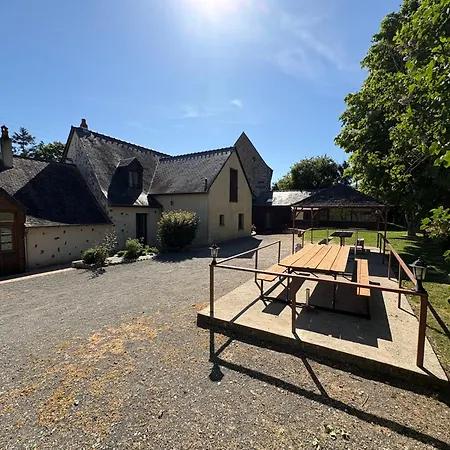 Rural Spacieux Avec Piscine *